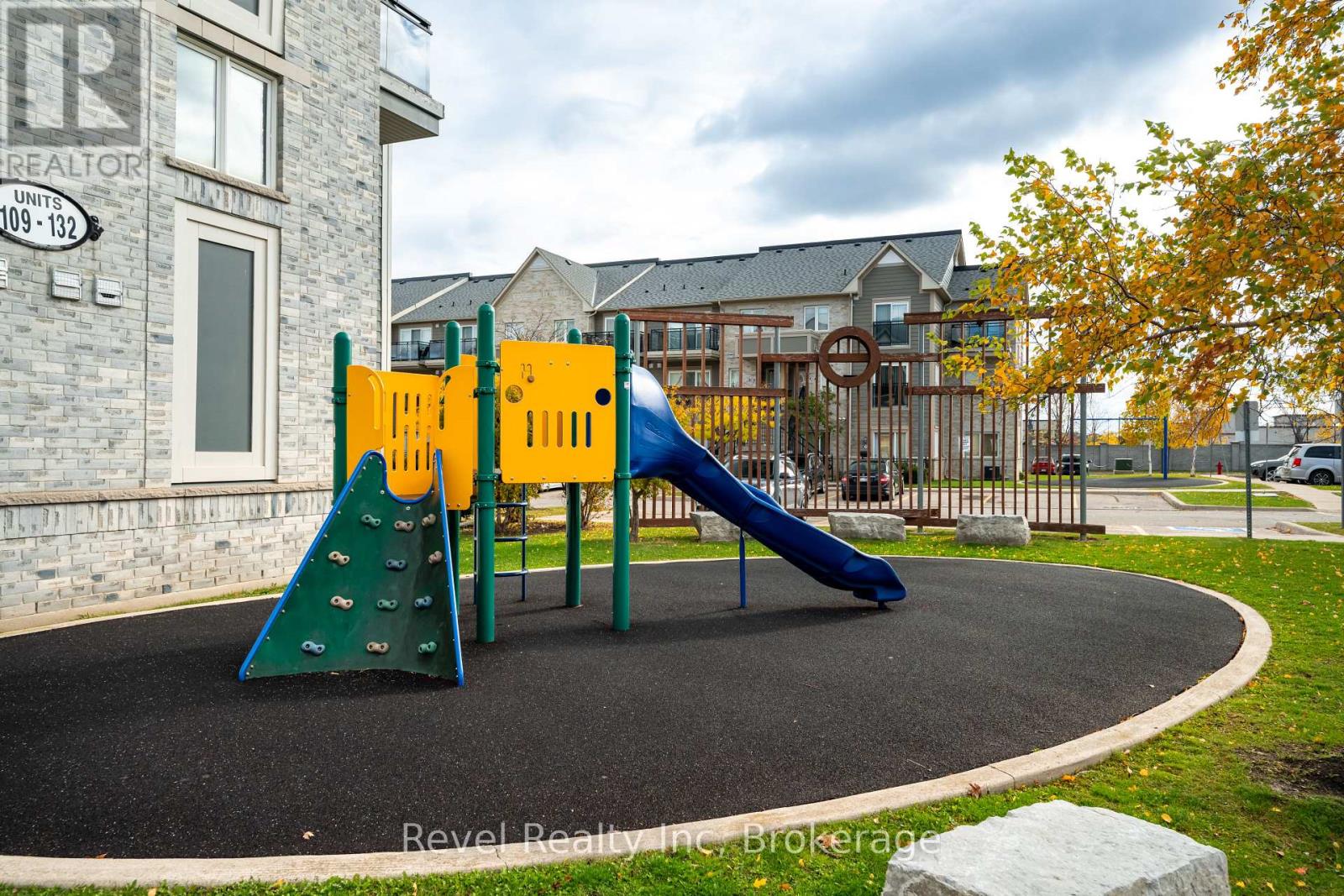 137 - 60 Fairwood Circle, Brampton, Ontario  L6R 0Y6 - Photo 24 - W12473239