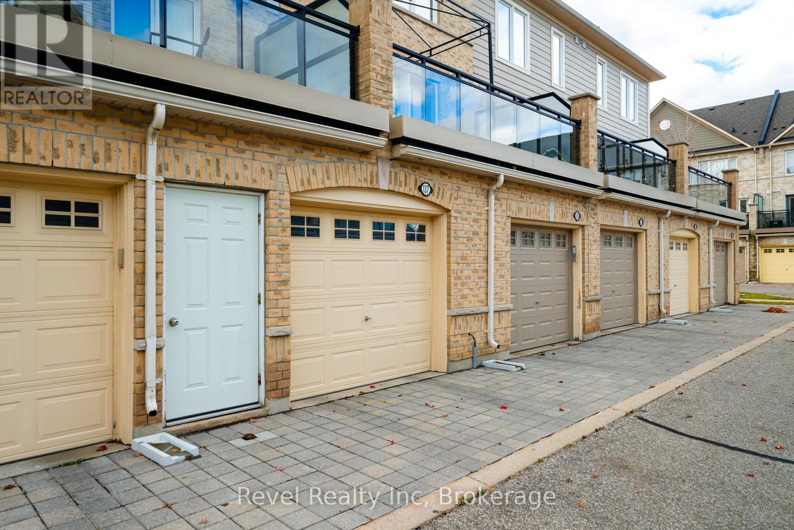 137 - 60 Fairwood Circle, Brampton, Ontario  L6R 0Y6 - Photo 28 - W12473239