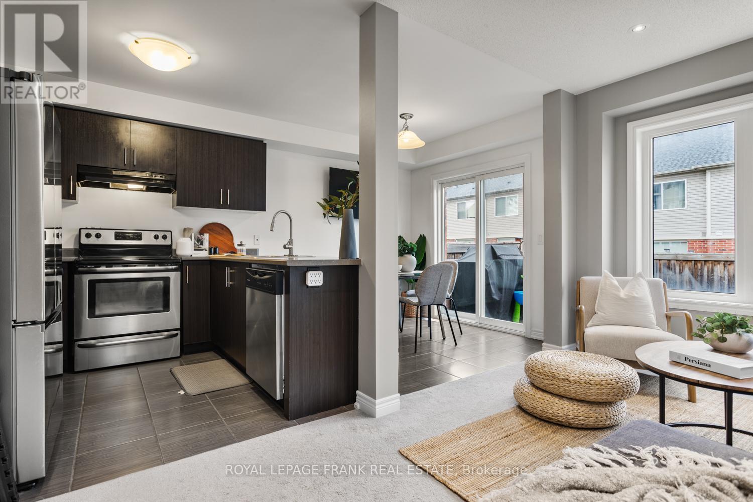 2353 Hill Rise Street, Oshawa, Ontario  L1L 0G8 - Photo 6 - E12473323