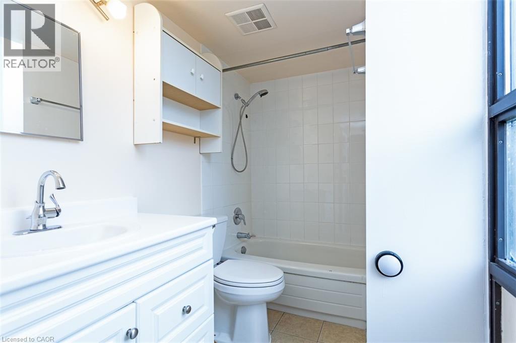 50 Mississauga Valley Boulevard Unit# 120, Mississauga, Ontario  L5A 3S2 - Photo 14 - 40766180