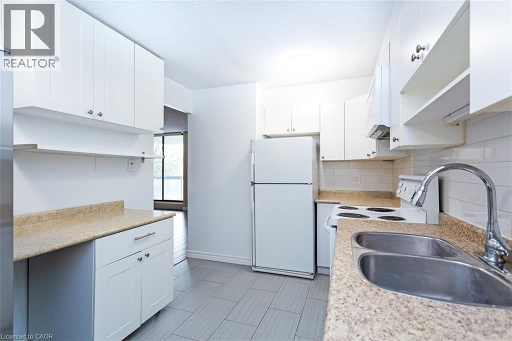 50 Mississauga Valley Boulevard Unit# 120, Mississauga, Ontario  L5A 3S2 - Photo 11 - 40766180