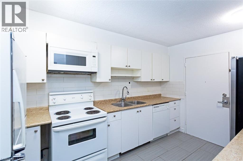 50 Mississauga Valley Boulevard Unit# 120, Mississauga, Ontario  L5A 3S2 - Photo 10 - 40766180