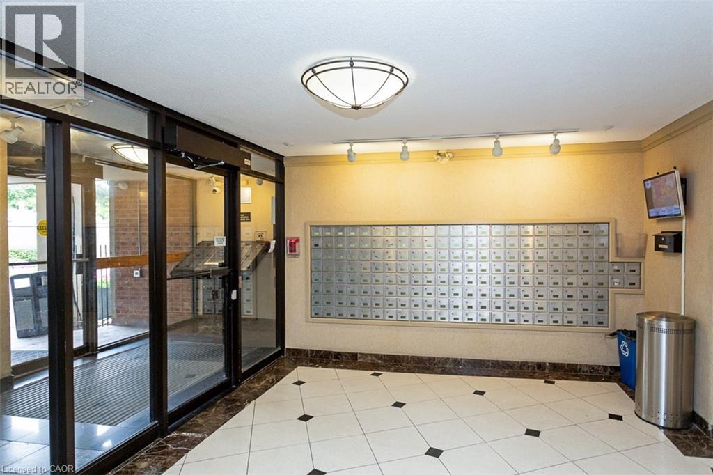 50 Mississauga Valley Boulevard Unit# 120, Mississauga, Ontario  L5A 3S2 - Photo 26 - 40766180