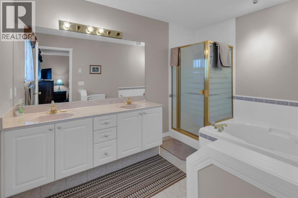 19, 200 Sandstone Drive Nw, Calgary, Alberta  T3K 4N7 - Photo 22 - A2262398