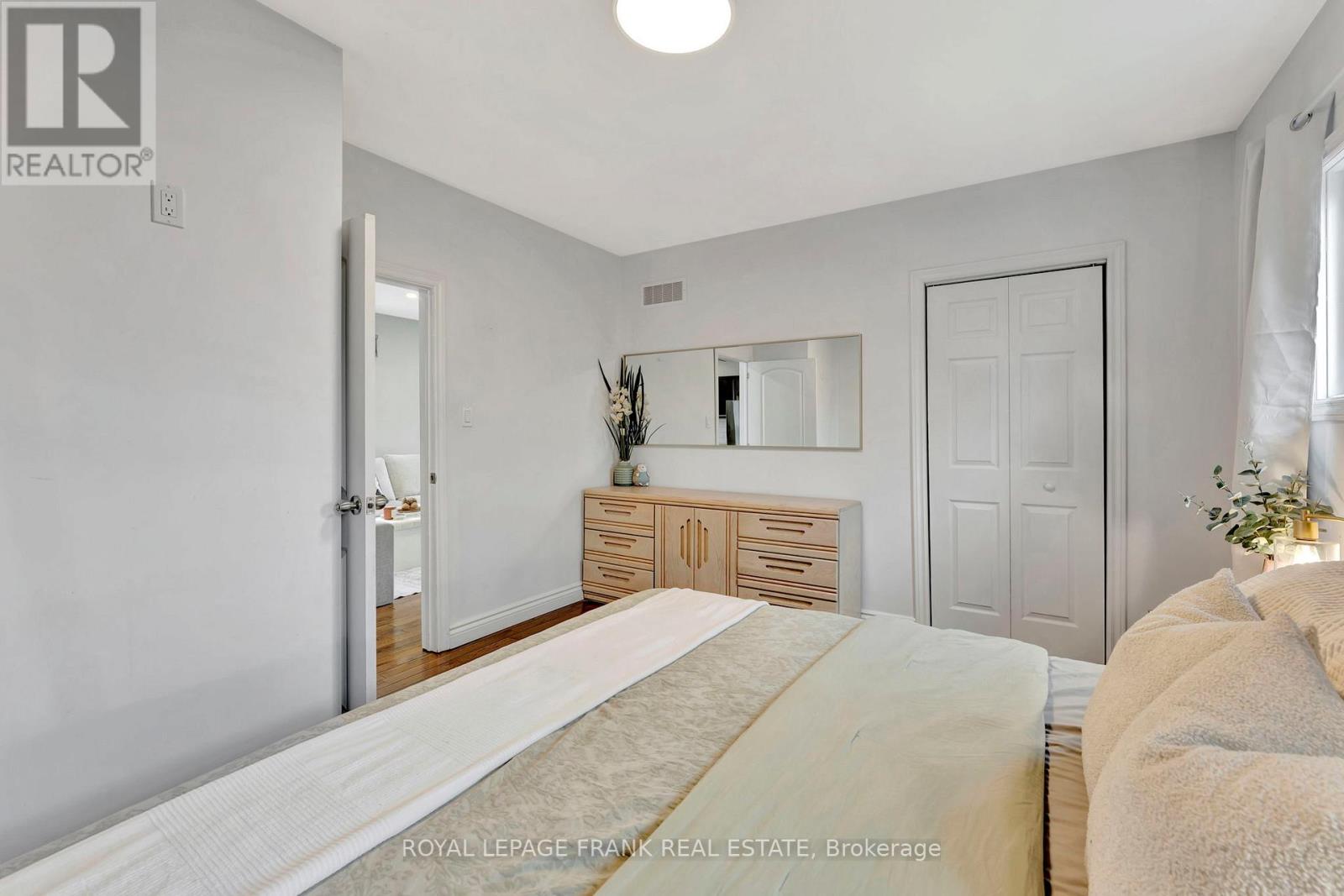 107 Fulton Street, Brantford, Ontario  N3R 4E9 - Photo 17 - X12473250