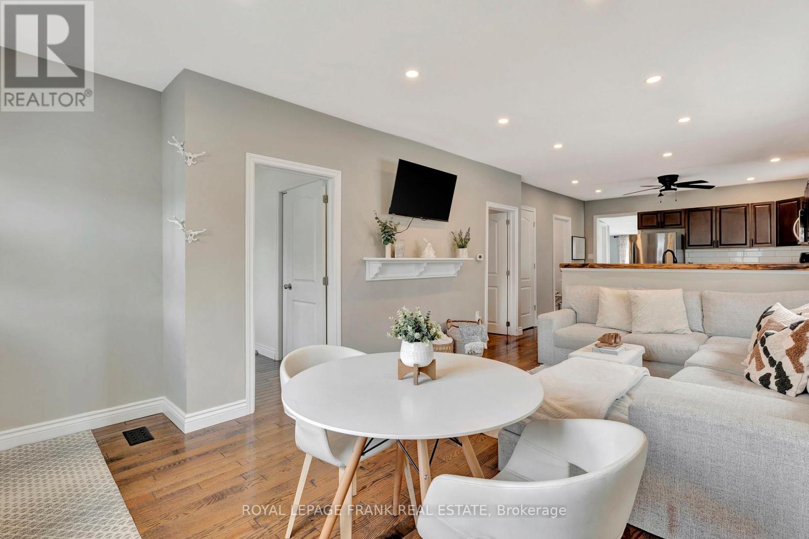 107 Fulton Street, Brantford, Ontario  N3R 4E9 - Photo 6 - X12473250