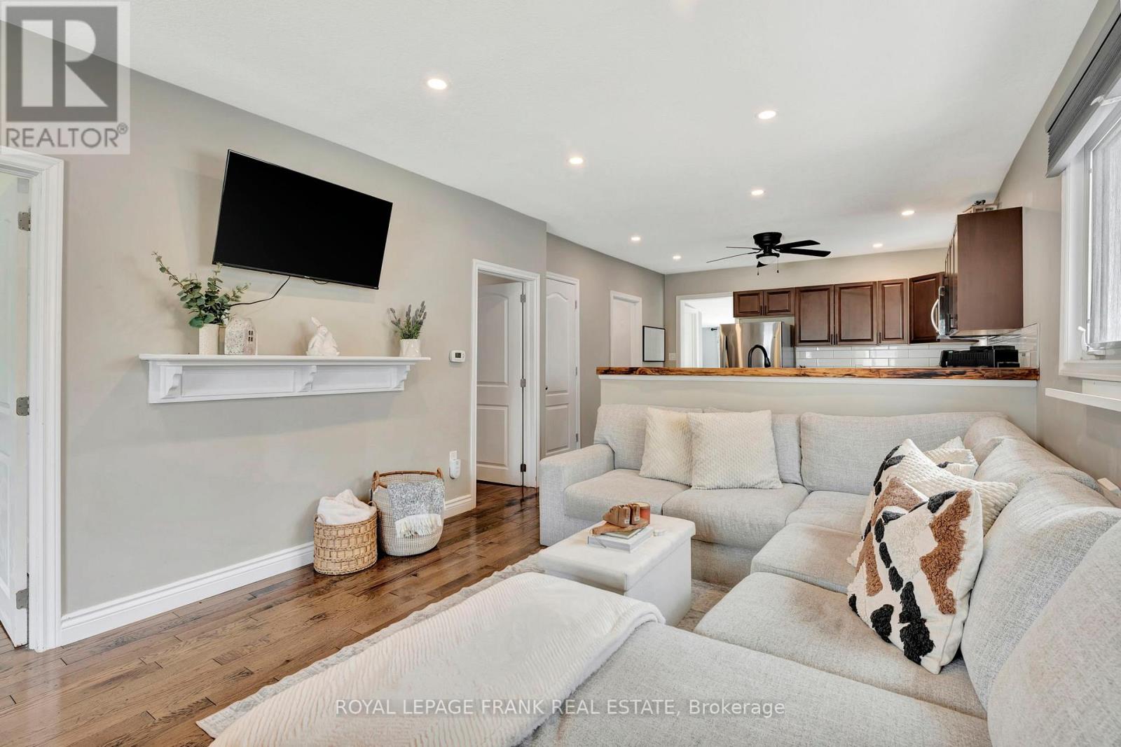 107 Fulton Street, Brantford, Ontario  N3R 4E9 - Photo 7 - X12473250