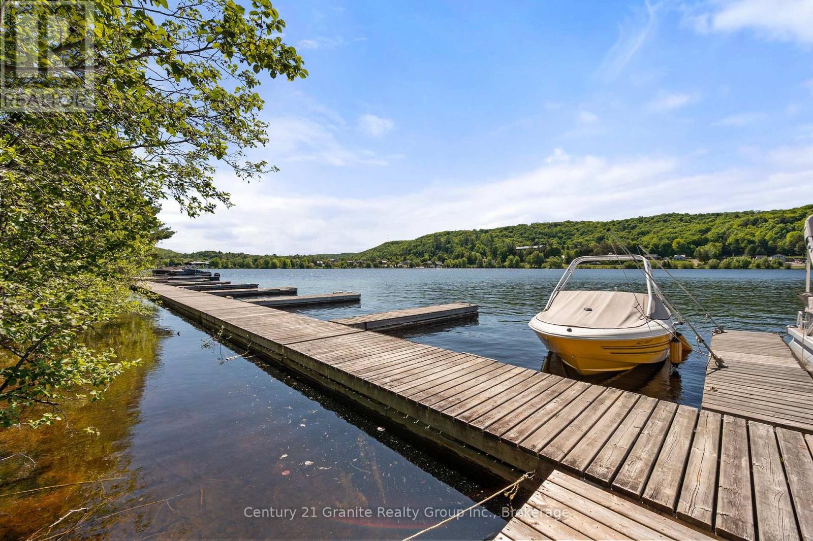 51 Farmcrest Avenue, Dysart Et Al, Ontario  K0M 1S0 - Photo 36 - X12473370