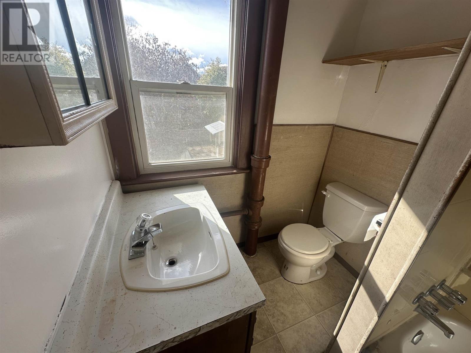 17 Abbott St, Sault Ste. Marie, Ontario  P6A 2V8 - Photo 14 - SM253026