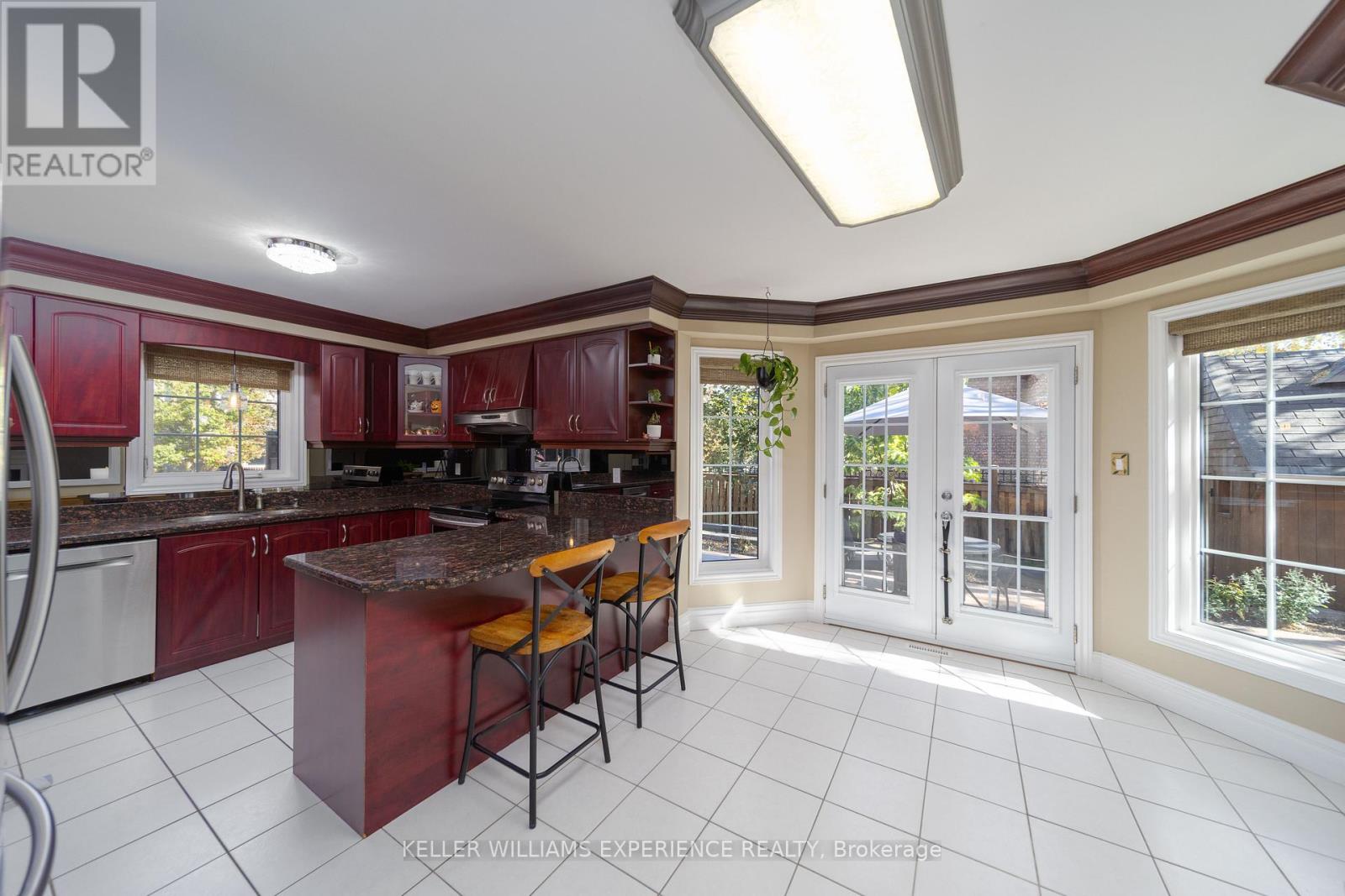 175 Hanmer Street, Barrie, Ontario  L4N 7J8 - Photo 10 - S12473214