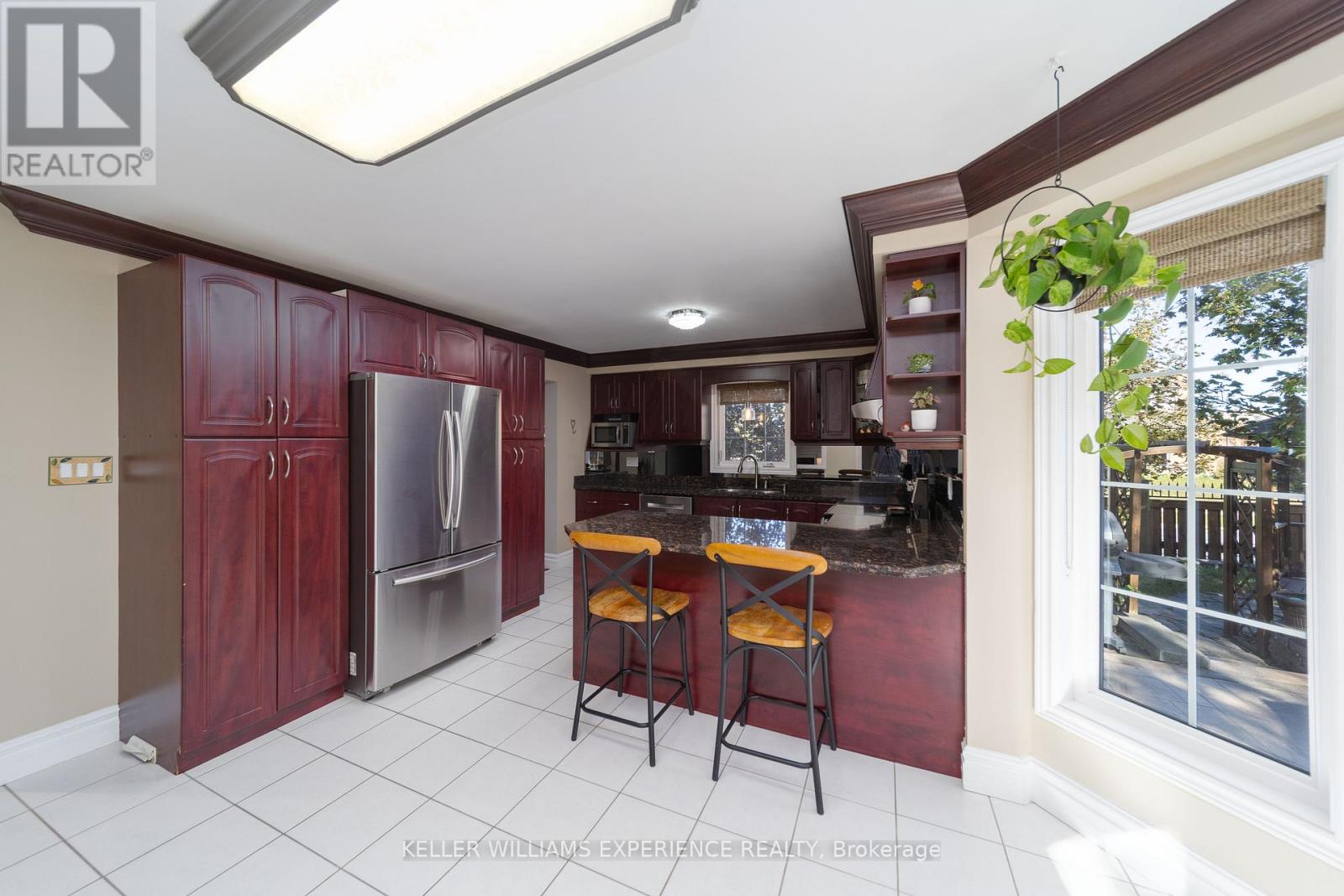 175 Hanmer Street, Barrie, Ontario  L4N 7J8 - Photo 9 - S12473214