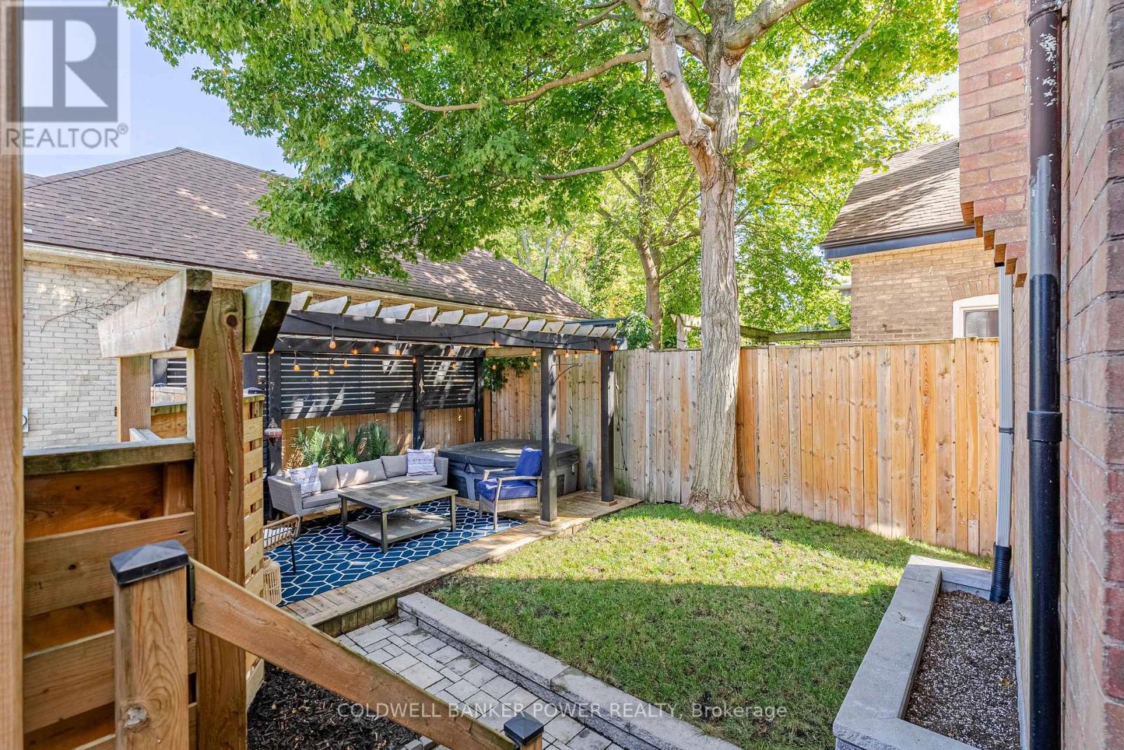 20 Elmwood Avenue E, London South, Ontario  N6C 1J3 - Photo 41 - X12473232