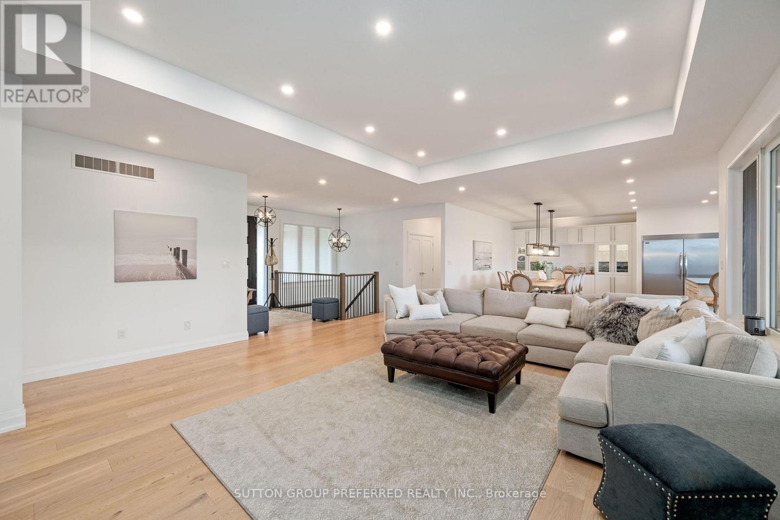 121 Lewis Drive, Middlesex Centre, Ontario  N0L 1A0 - Photo 17 - X12473238
