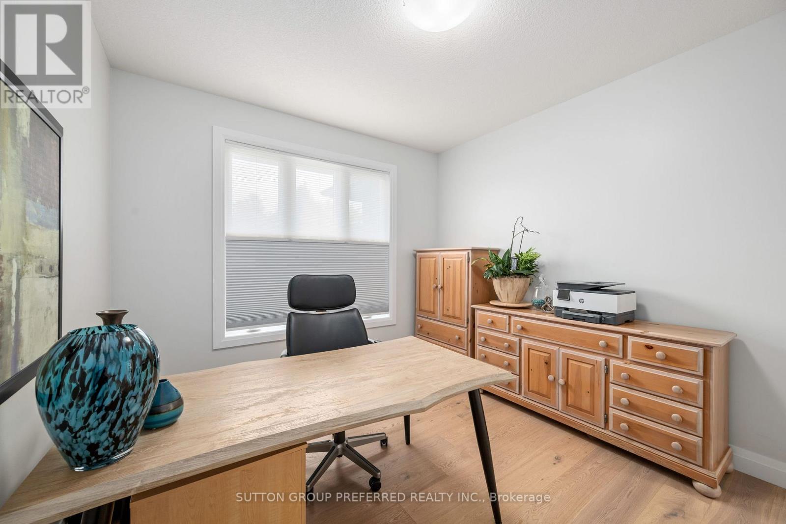 121 Lewis Drive, Middlesex Centre, Ontario  N0L 1A0 - Photo 24 - X12473238