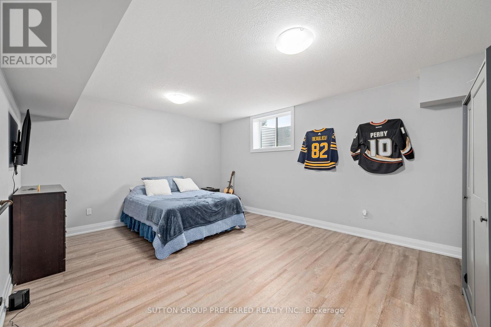 121 Lewis Drive, Middlesex Centre, Ontario  N0L 1A0 - Photo 36 - X12473238