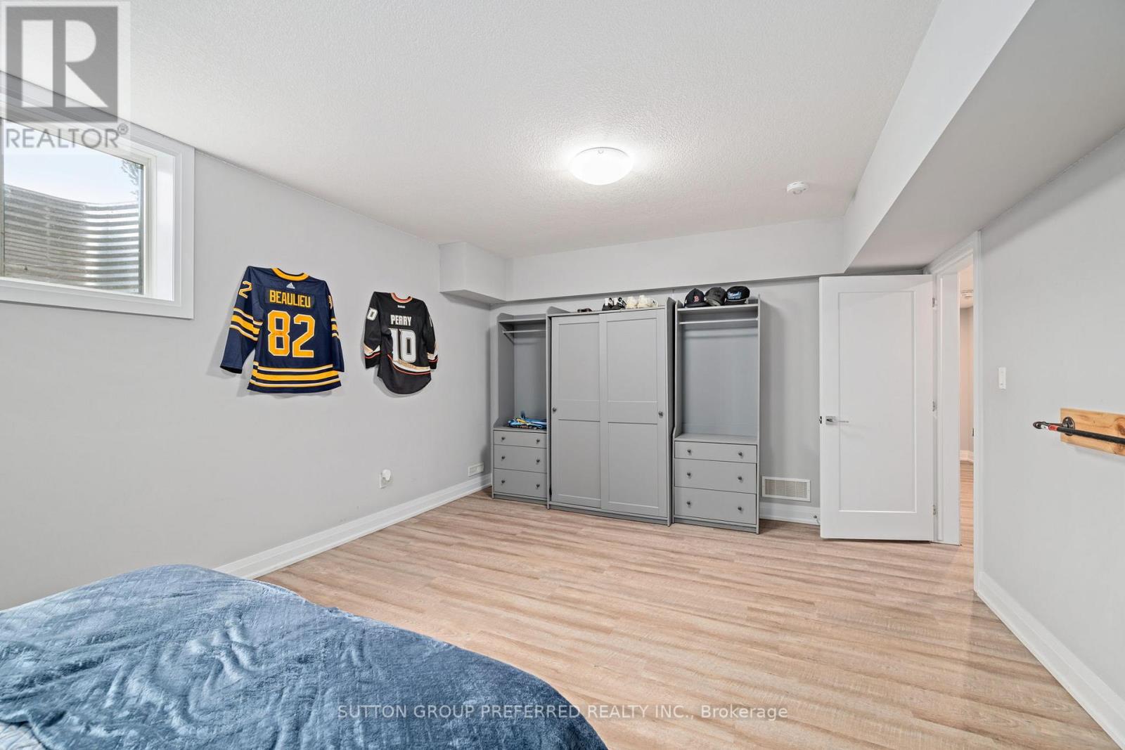 121 Lewis Drive, Middlesex Centre, Ontario  N0L 1A0 - Photo 37 - X12473238