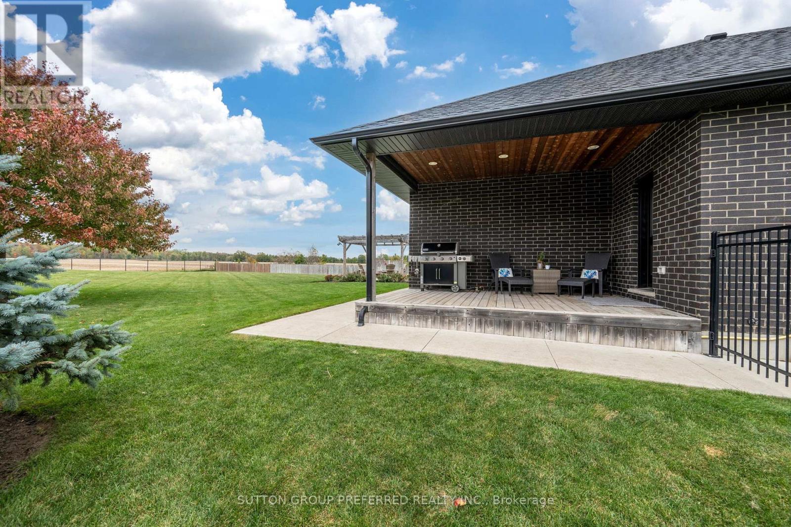 121 Lewis Drive, Middlesex Centre, Ontario  N0L 1A0 - Photo 42 - X12473238