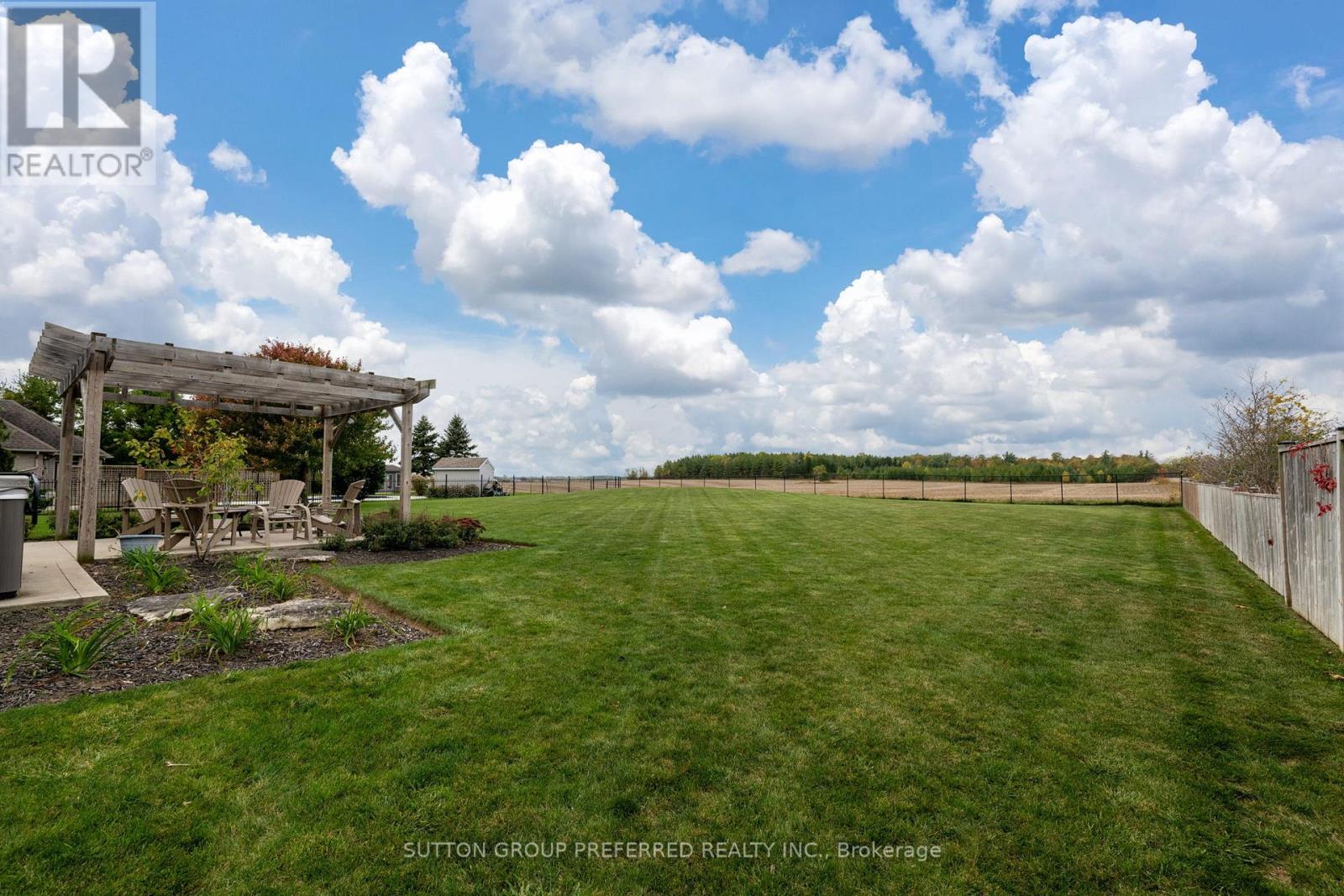 121 Lewis Drive, Middlesex Centre, Ontario  N0L 1A0 - Photo 44 - X12473238
