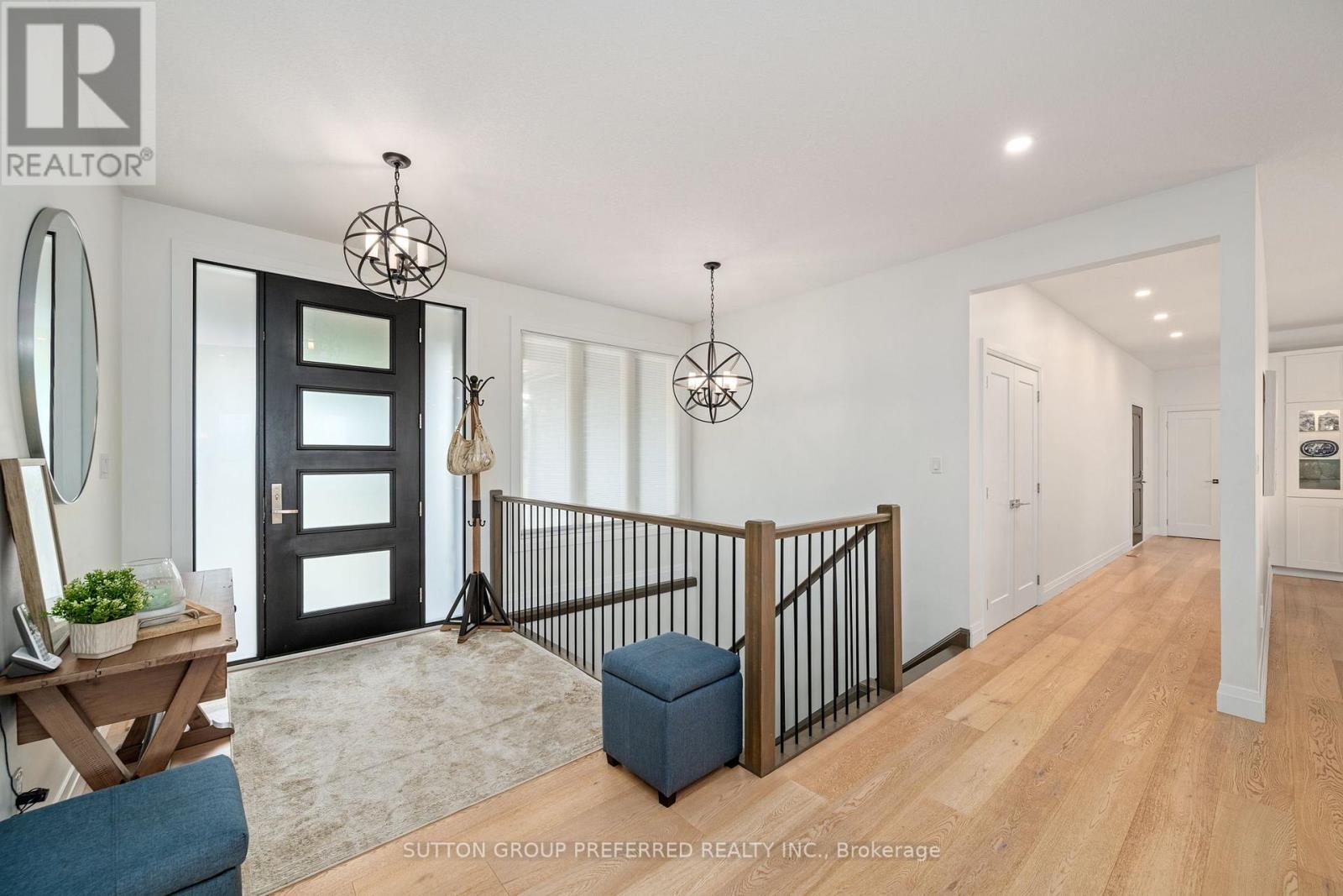 121 Lewis Drive, Middlesex Centre, Ontario  N0L 1A0 - Photo 7 - X12473238