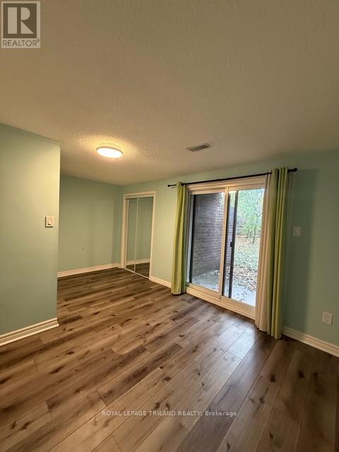 11 - 51 Summit Avenue, London North, Ontario  N6H 2G5 - Photo 23 - X12473260