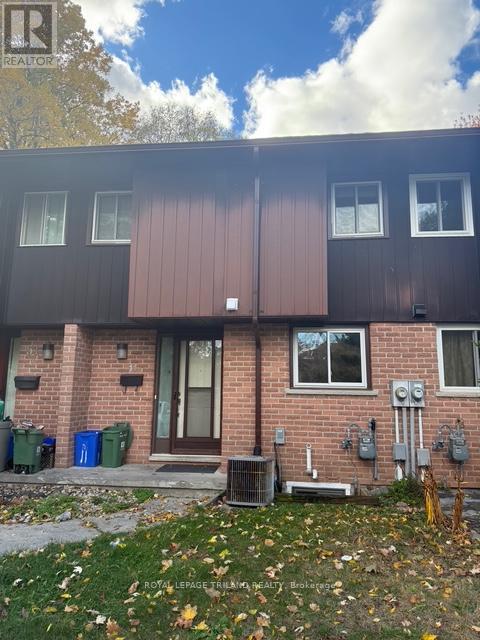 11 - 51 Summit Avenue, London North, Ontario  N6H 2G5 - Photo 3 - X12473260