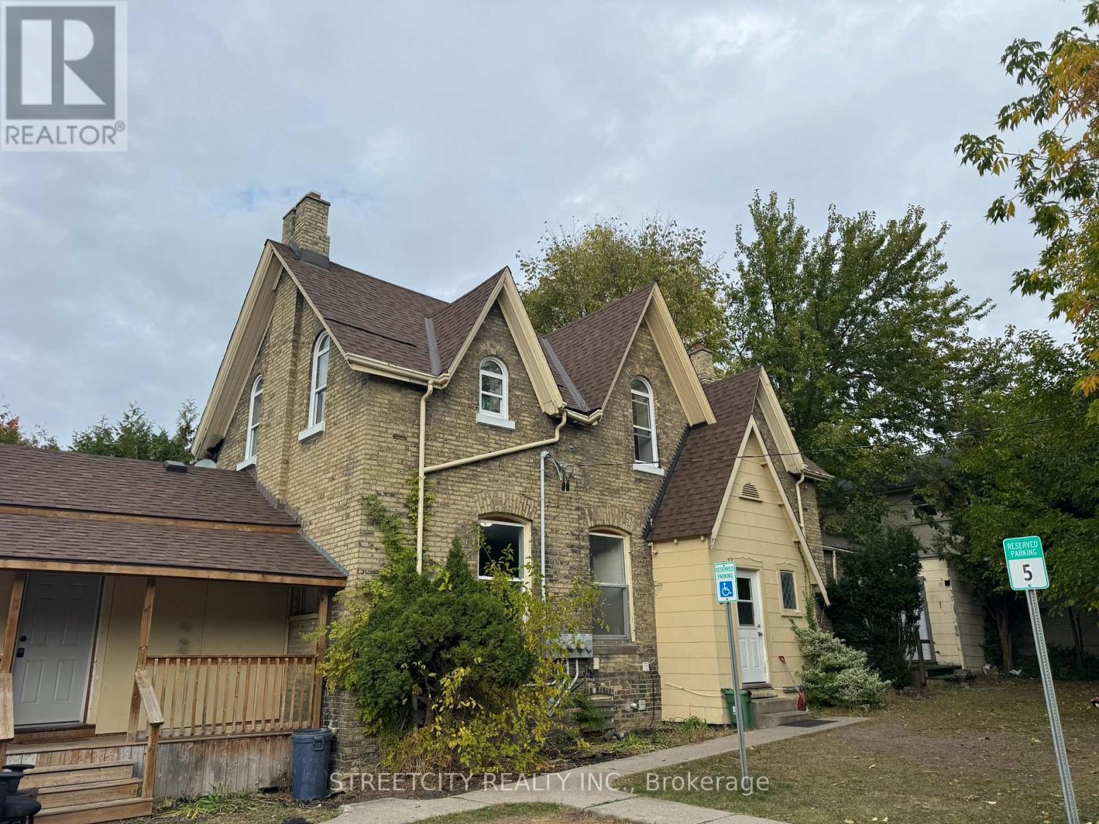 360 Princess Avenue, London East, Ontario  N6B 2A8 - Photo 2 - X12473322