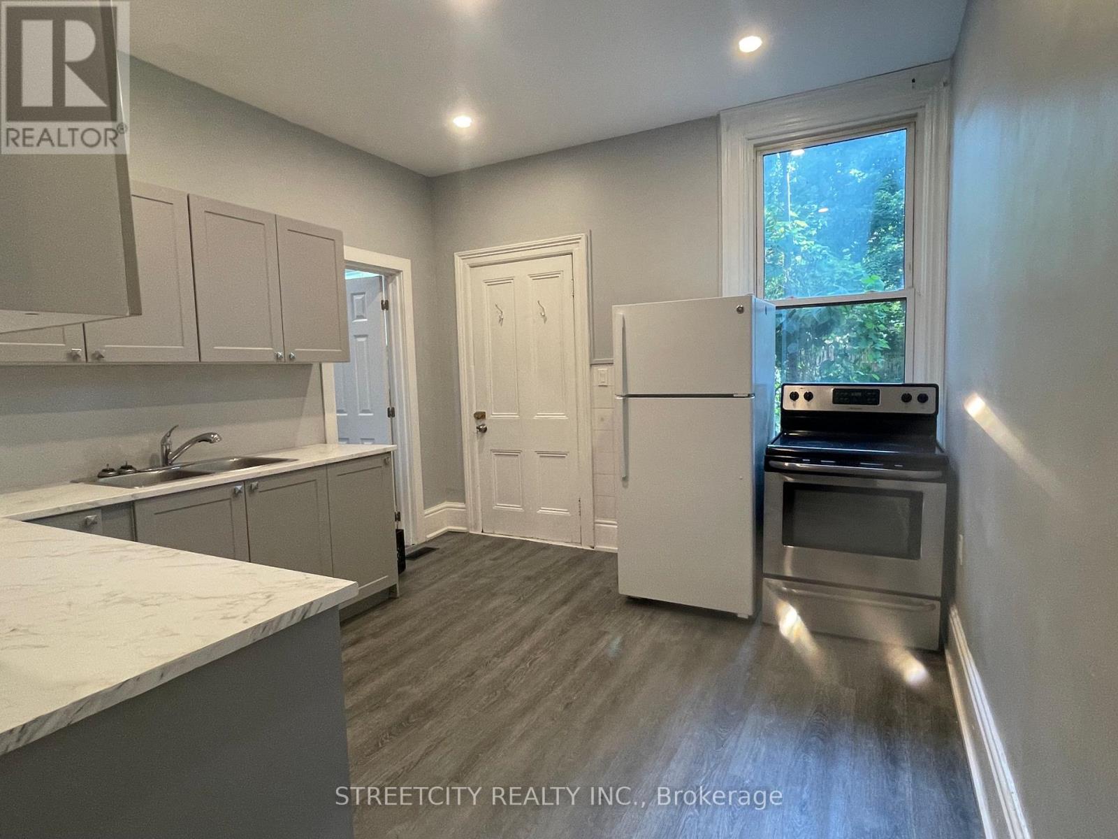 360 Princess Avenue, London East, Ontario  N6B 2A8 - Photo 25 - X12473322