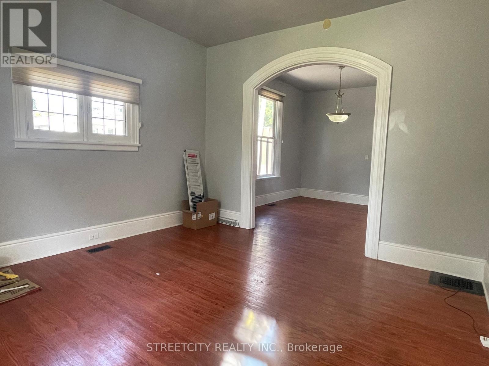 360 Princess Avenue, London East, Ontario  N6B 2A8 - Photo 41 - X12473322