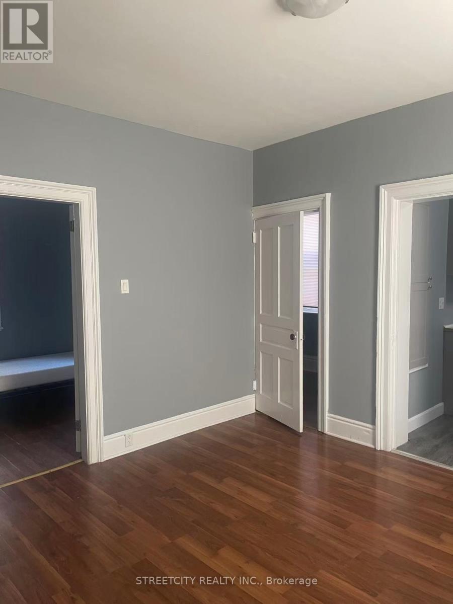360 Princess Avenue, London East, Ontario  N6B 2A8 - Photo 49 - X12473322