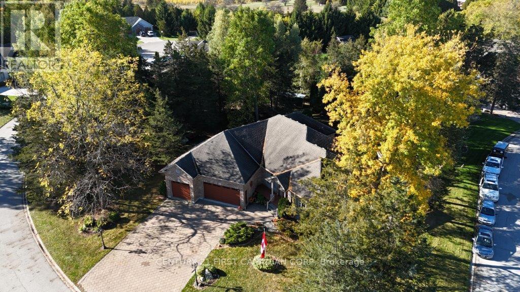 10145 Merrywood Drive, Lambton Shores, Ontario  N0M 1T0 - Photo 4 - X12473337