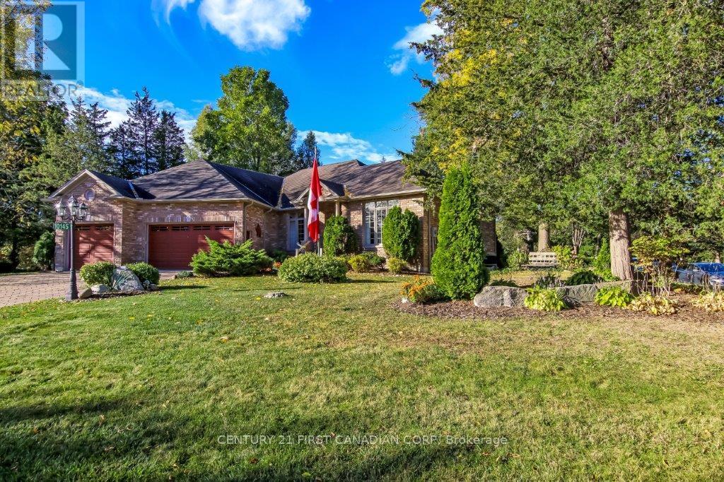 10145 Merrywood Drive, Lambton Shores, Ontario  N0M 1T0 - Photo 6 - X12473337