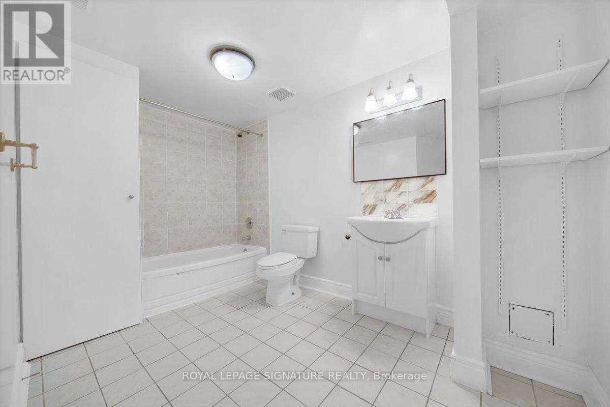 51 Blyth Street, Richmond Hill, Ontario  L4E 2W7 - Photo 16 - N12473205