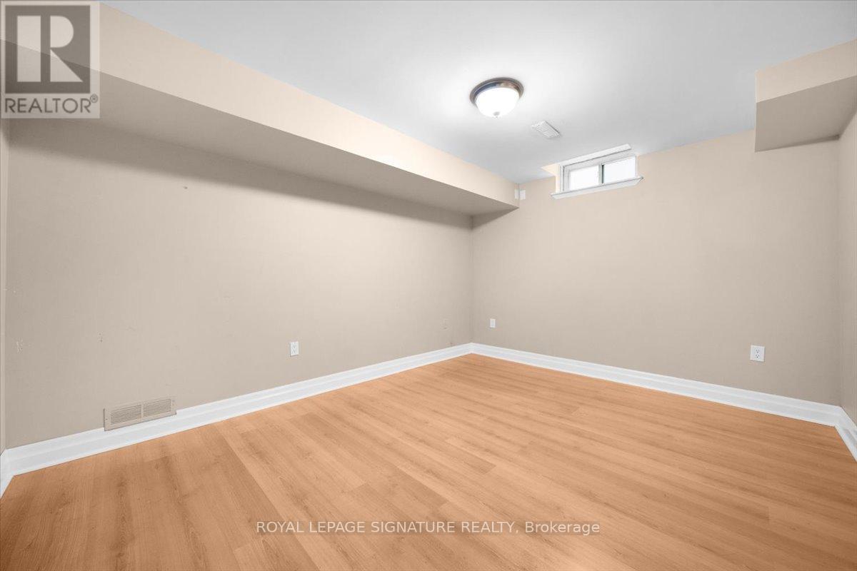 51 Blyth Street, Richmond Hill, Ontario  L4E 2W7 - Photo 13 - N12473205
