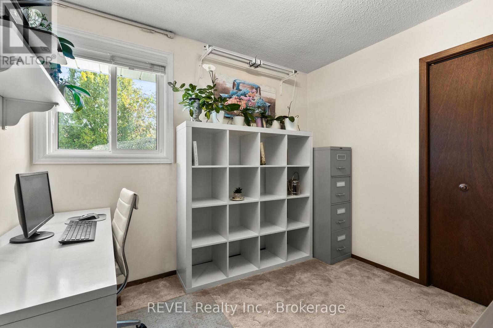 6 Lakebreeze Crescent, St. Catharines, Ontario  L2M 7C4 - Photo 17 - X12473267