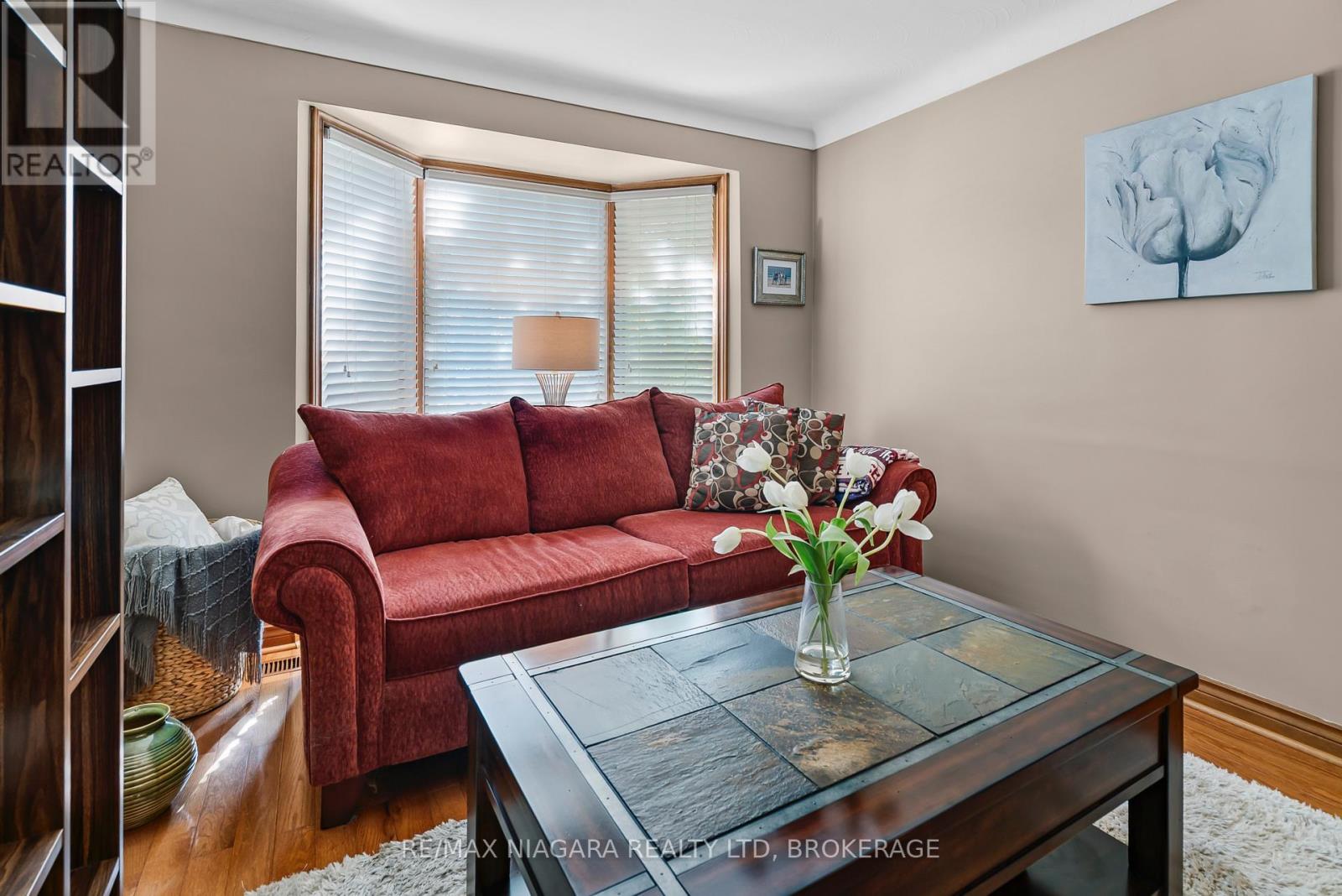 7297 Green Boughs Road, Niagara Falls, Ontario  L2J 3Y8 - Photo 17 - X12473332