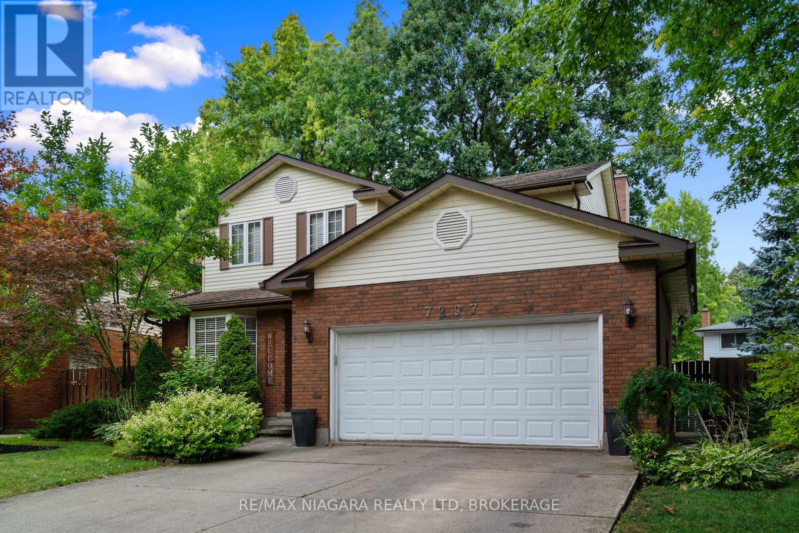 7297 Green Boughs Road, Niagara Falls, Ontario  L2J 3Y8 - Photo 2 - X12473332