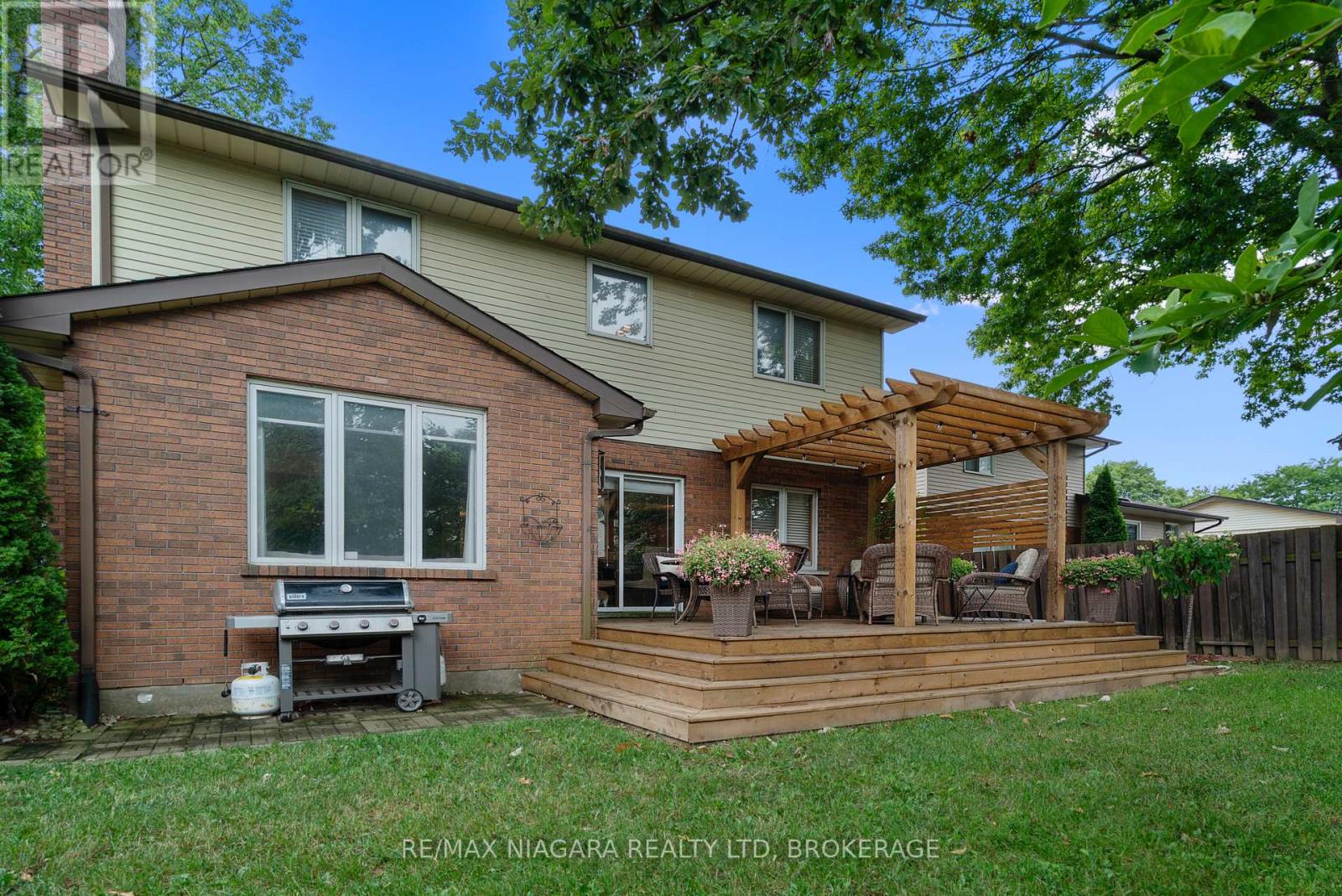 7297 Green Boughs Road, Niagara Falls, Ontario  L2J 3Y8 - Photo 6 - X12473332