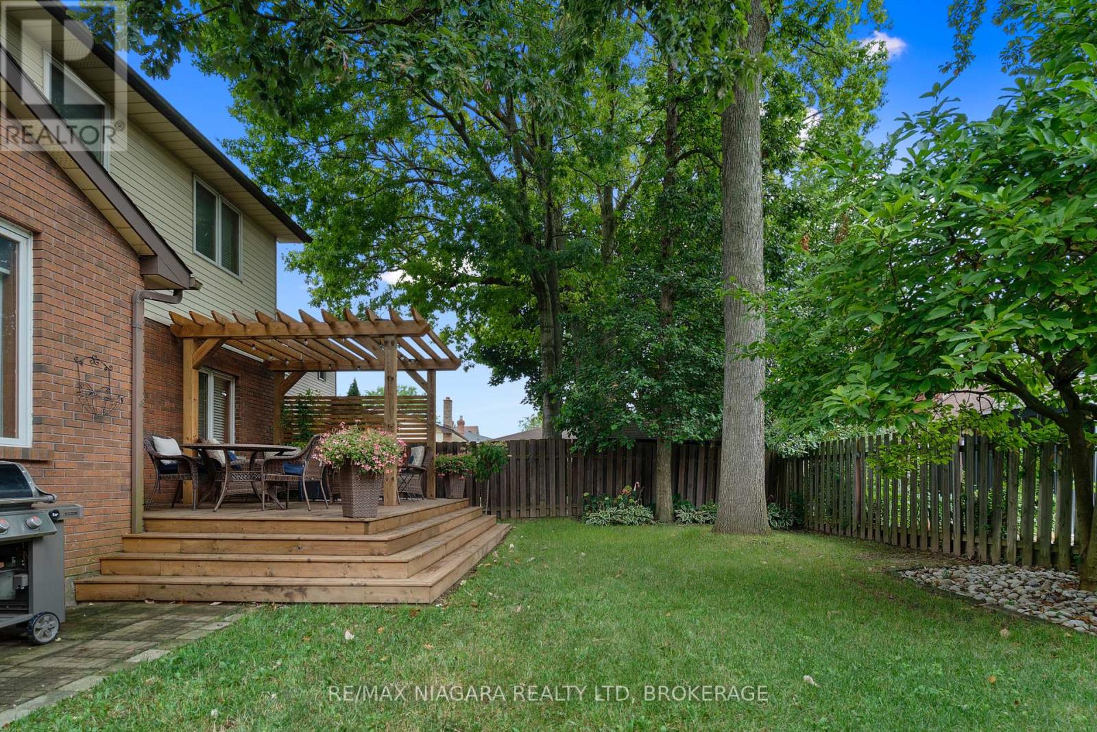 7297 Green Boughs Road, Niagara Falls, Ontario  L2J 3Y8 - Photo 7 - X12473332