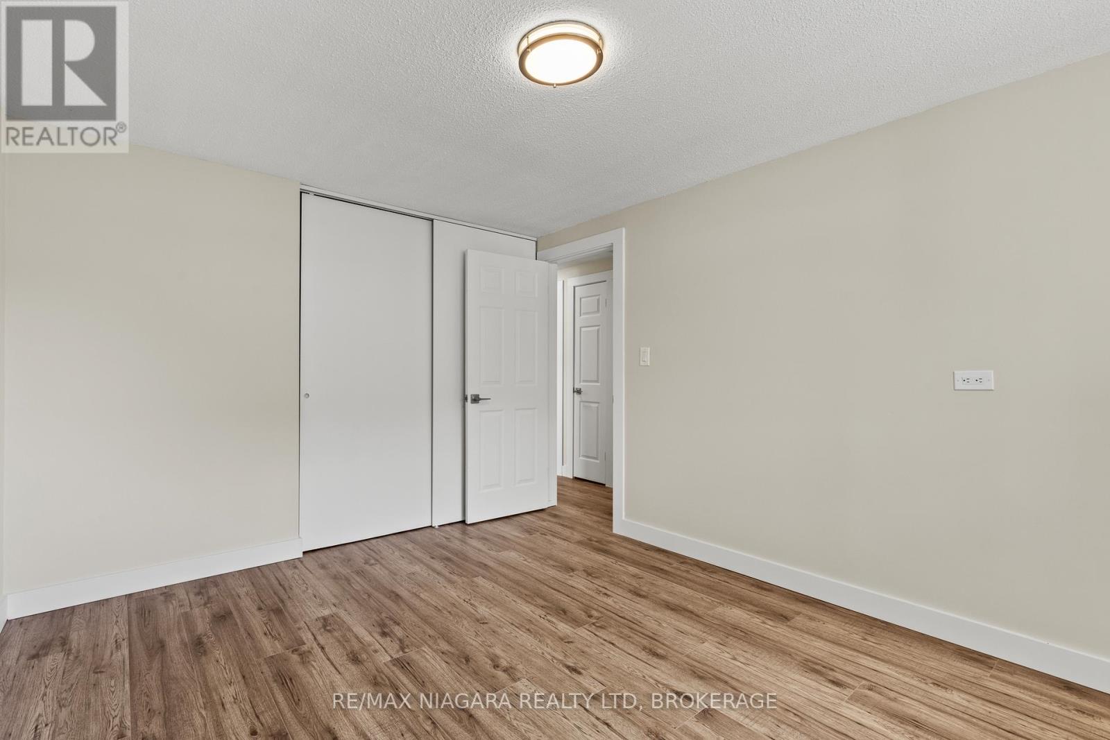 35 Lafayette Drive, St. Catharines, Ontario  L2N 6C1 - Photo 13 - X12473386