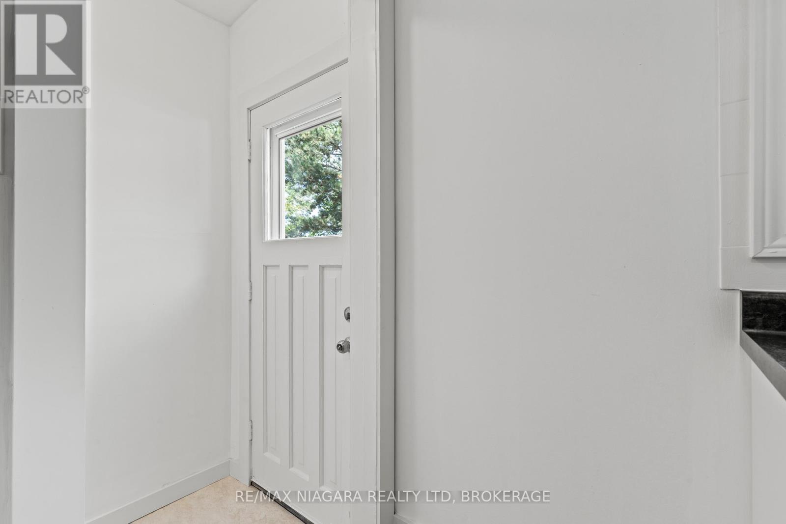 35 Lafayette Drive, St. Catharines, Ontario  L2N 6C1 - Photo 19 - X12473386