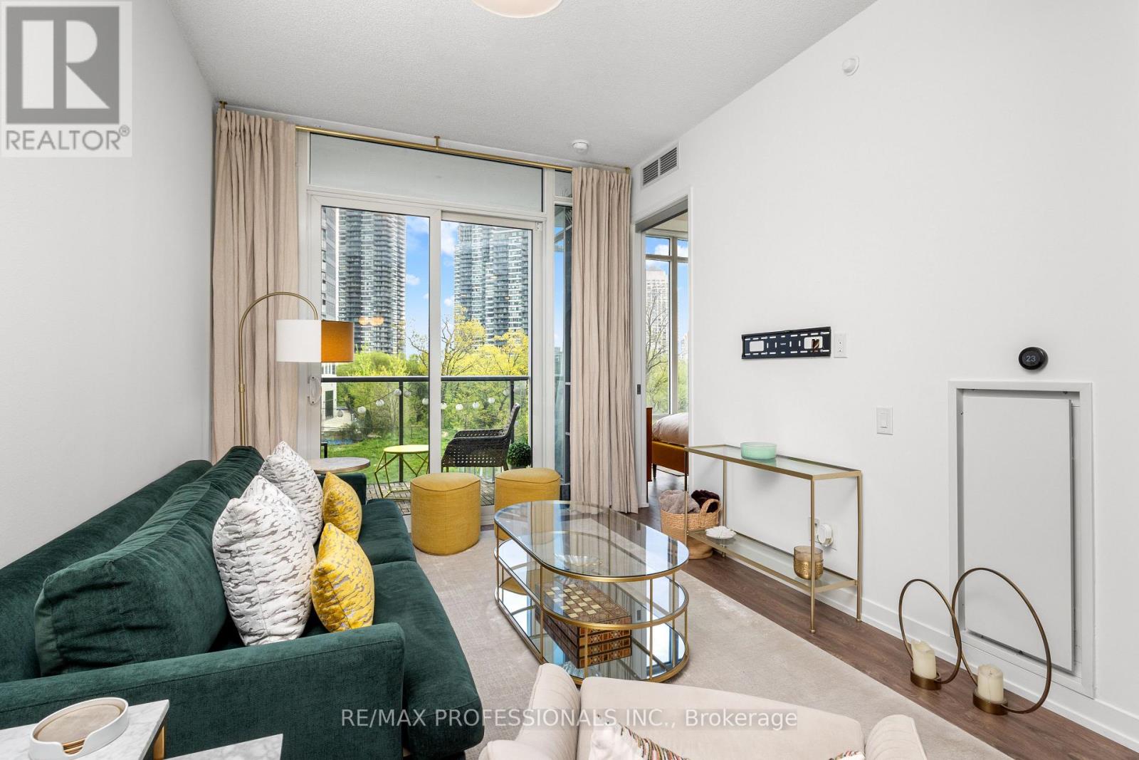 206 - 88 Park Lawn Road, Toronto, Ontario  M8Y 0B5 - Photo 13 - W12473172