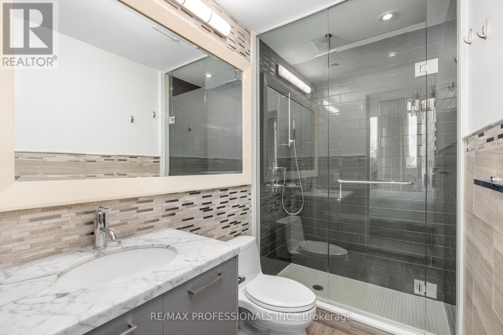206 - 88 Park Lawn Road, Toronto, Ontario  M8Y 0B5 - Photo 17 - W12473172