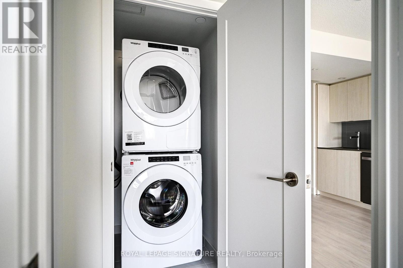 1907 - 10 Eva Road, Toronto, Ontario  M9C 0B3 - Photo 12 - W12473176