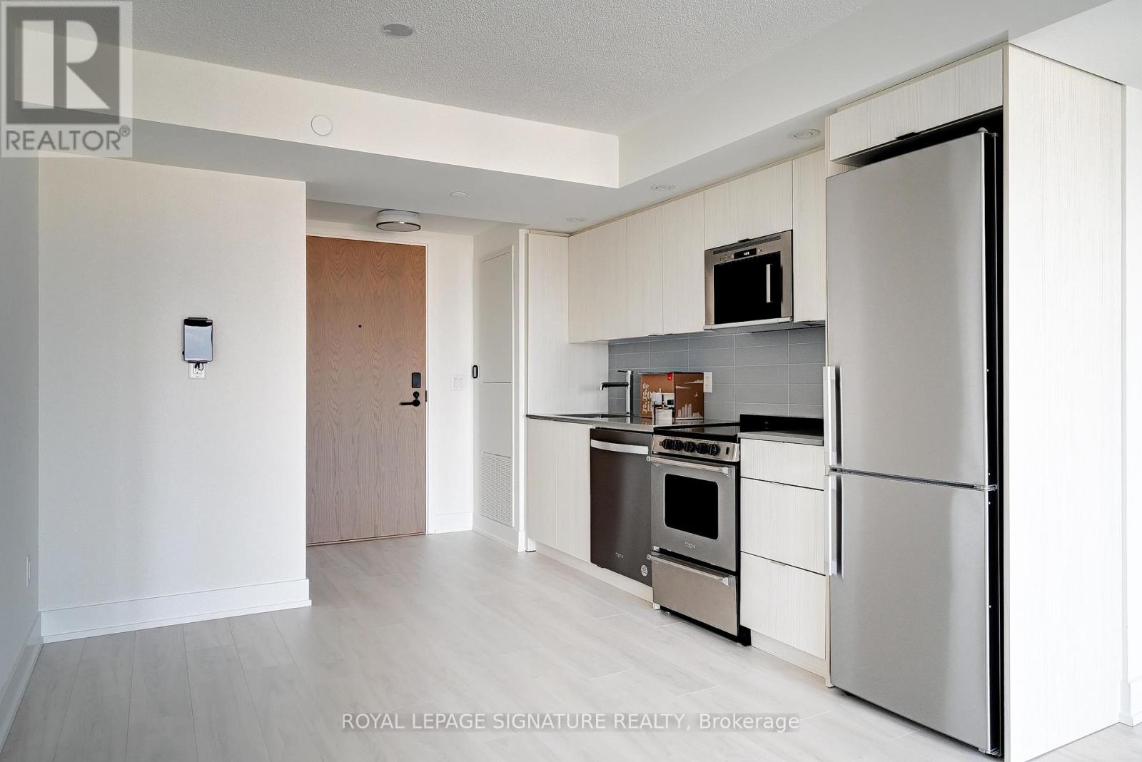 1907 - 10 Eva Road, Toronto, Ontario  M9C 0B3 - Photo 6 - W12473176