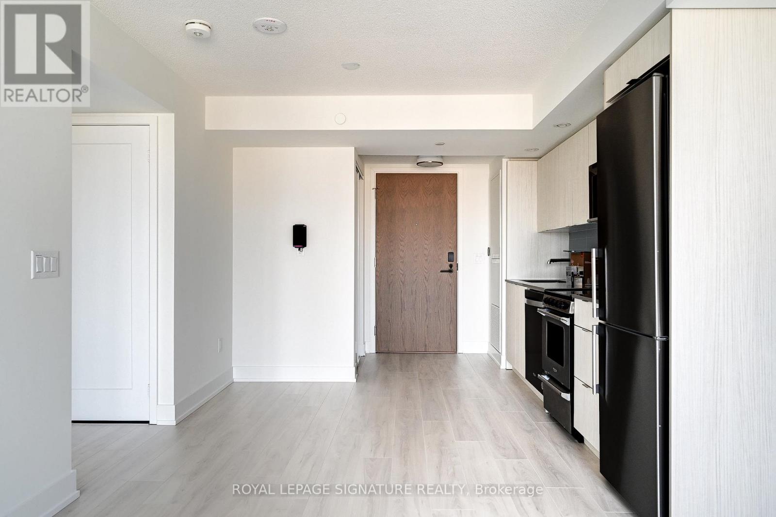1907 - 10 Eva Road, Toronto, Ontario  M9C 0B3 - Photo 7 - W12473176