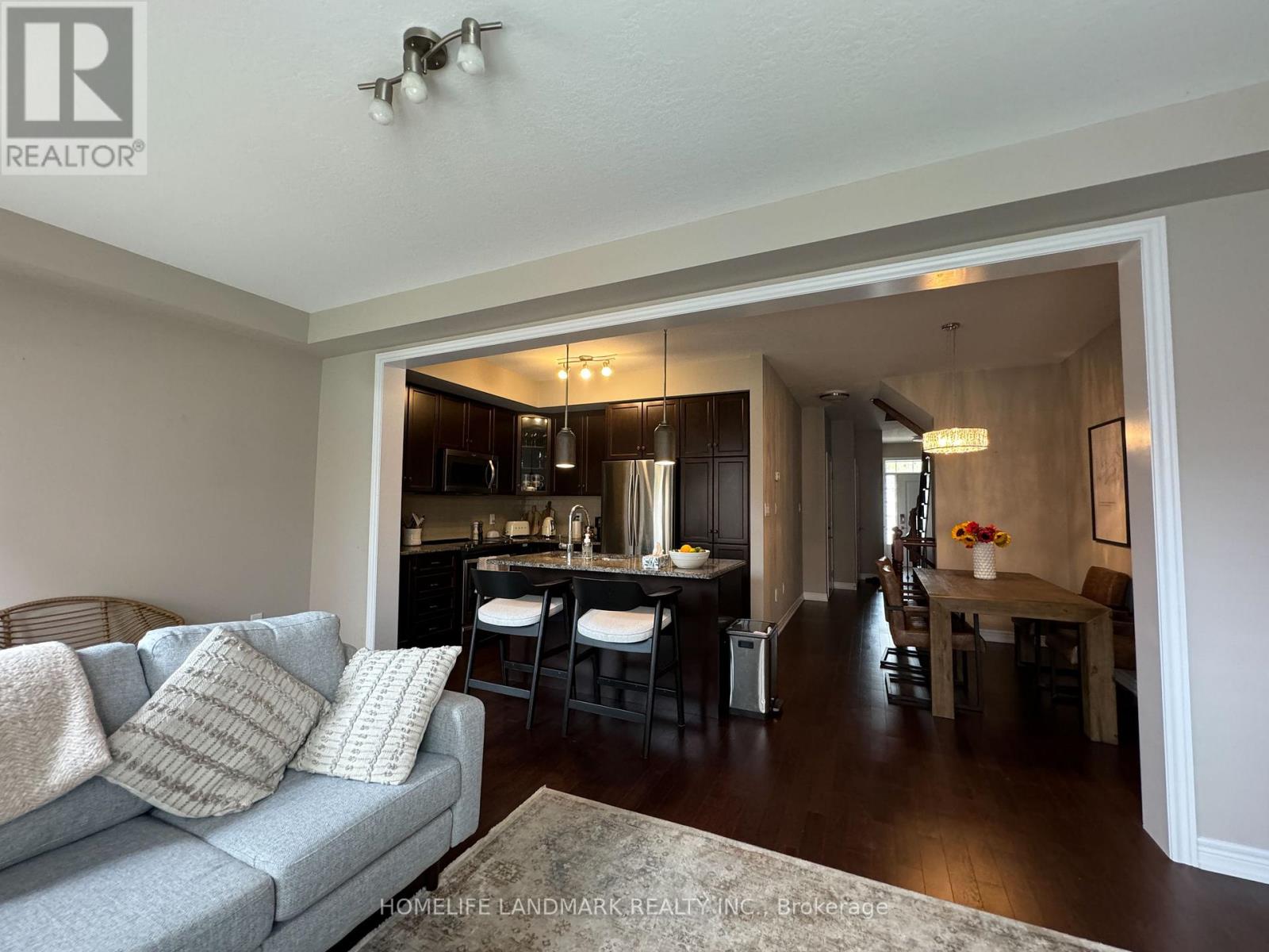 371 Wheat Boom Drive, Oakville, Ontario  L6H 0R3 - Photo 9 - W12473177