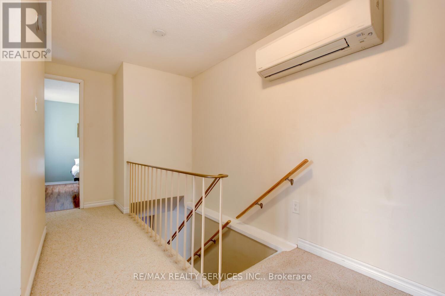 7 Hamlet Court, Brampton, Ontario  L6S 1X5 - Photo 27 - W12473186