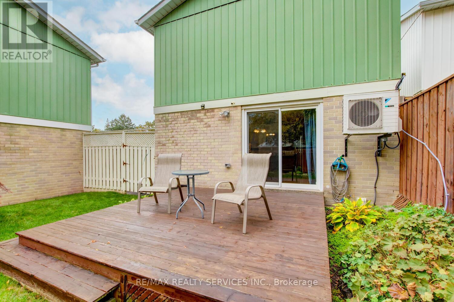 7 Hamlet Court, Brampton, Ontario  L6S 1X5 - Photo 35 - W12473186