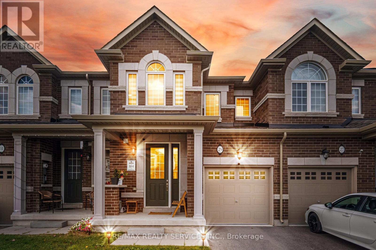 29 BENHURST CRESCENT, Brampton, Ontario