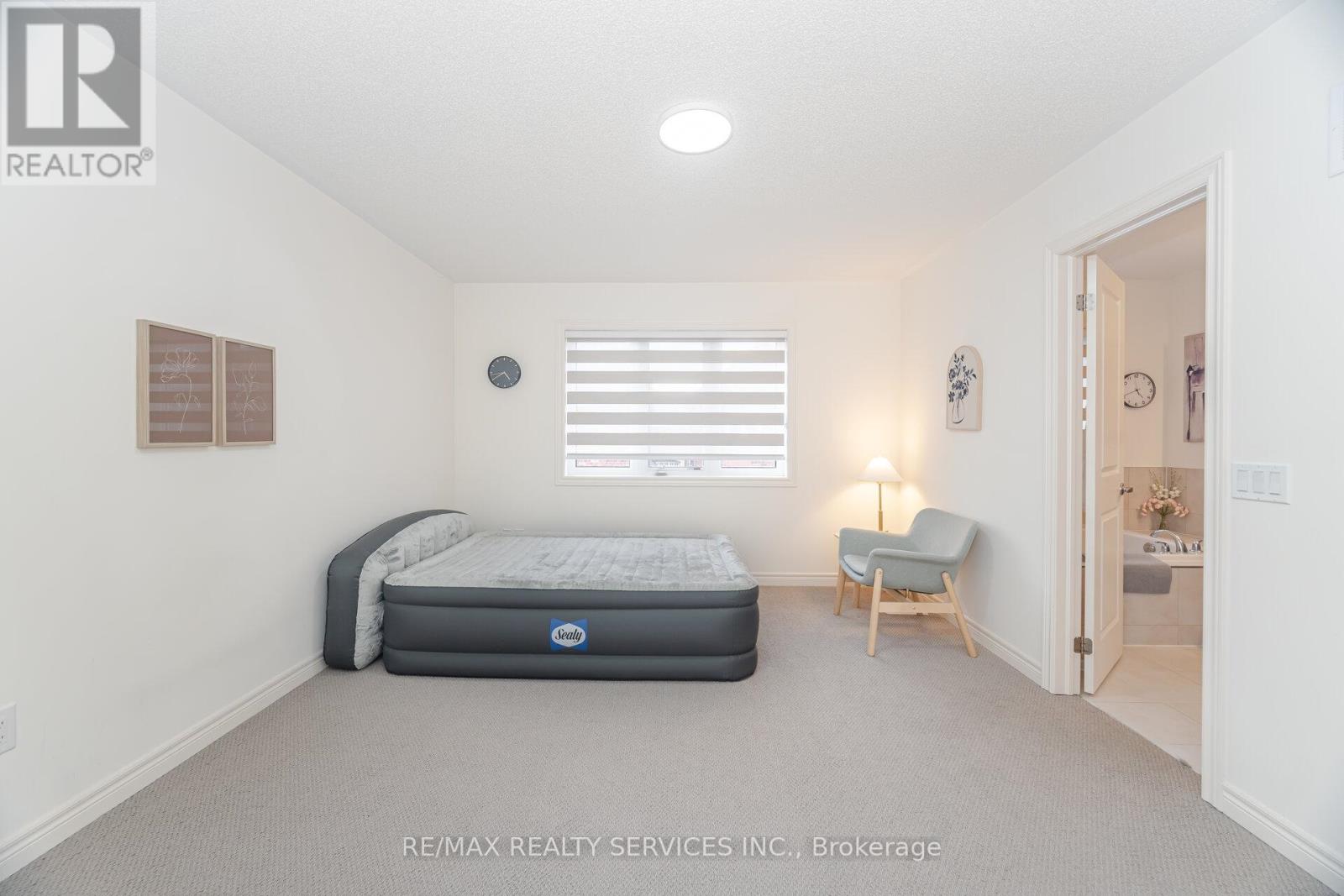 29 Benhurst Crescent, Brampton, Ontario  L7A 5A2 - Photo 23 - W12473215